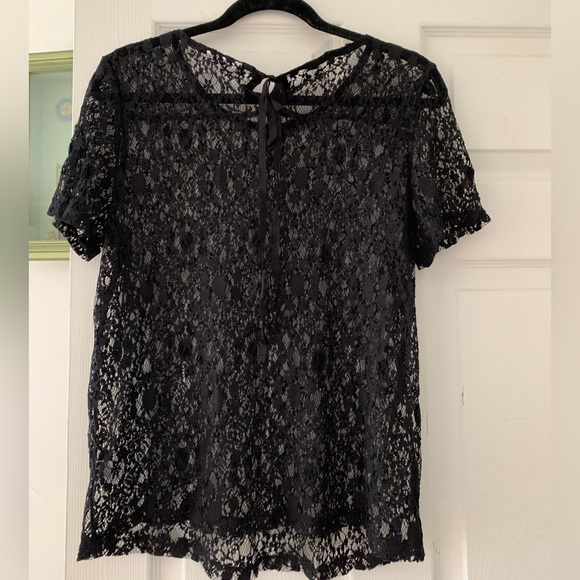 Lacey top by 14th and Union with ribbon at the back. - Picture 1 of 5